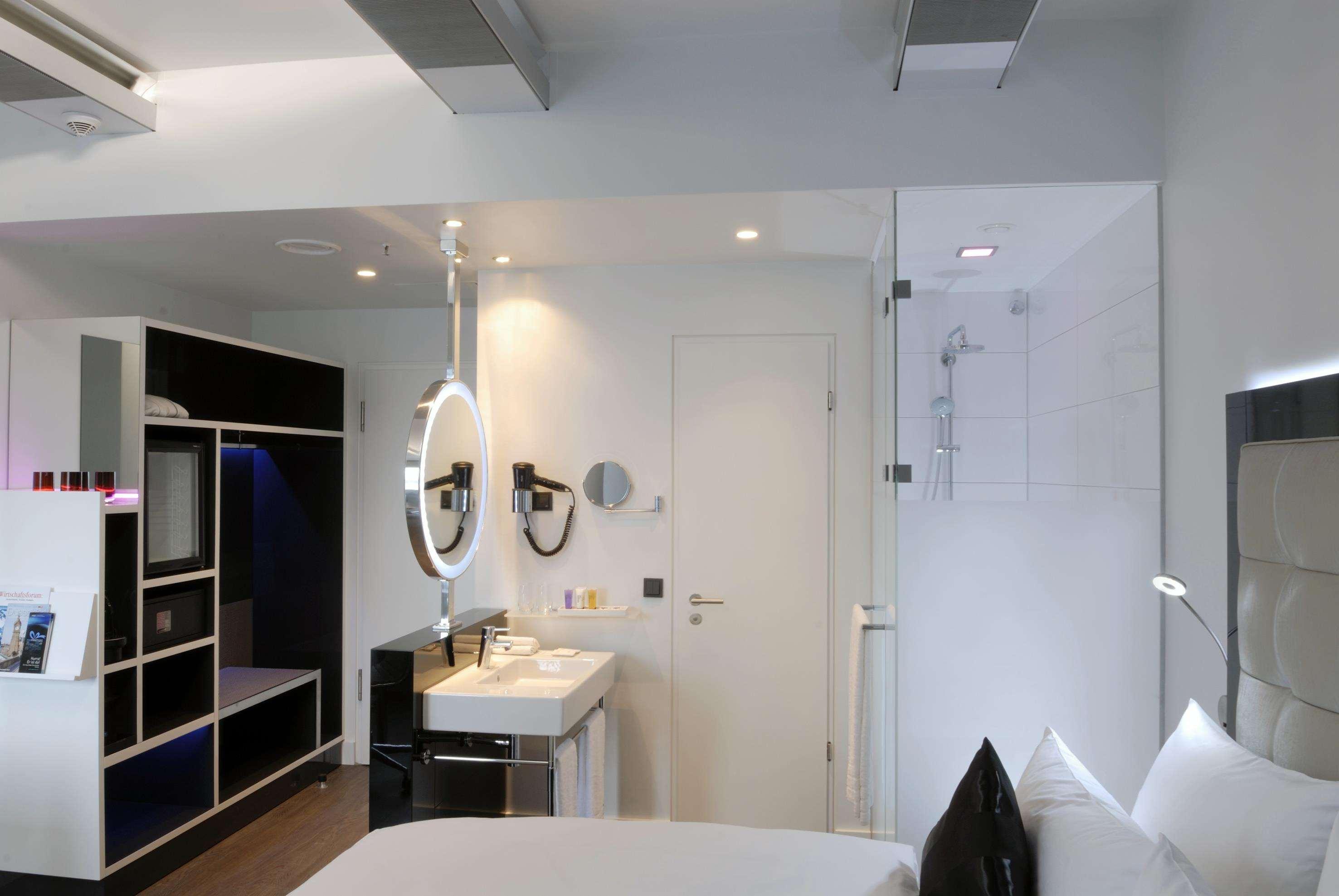 Innside By Melia Duesseldorf Hafen מראה חיצוני תמונה